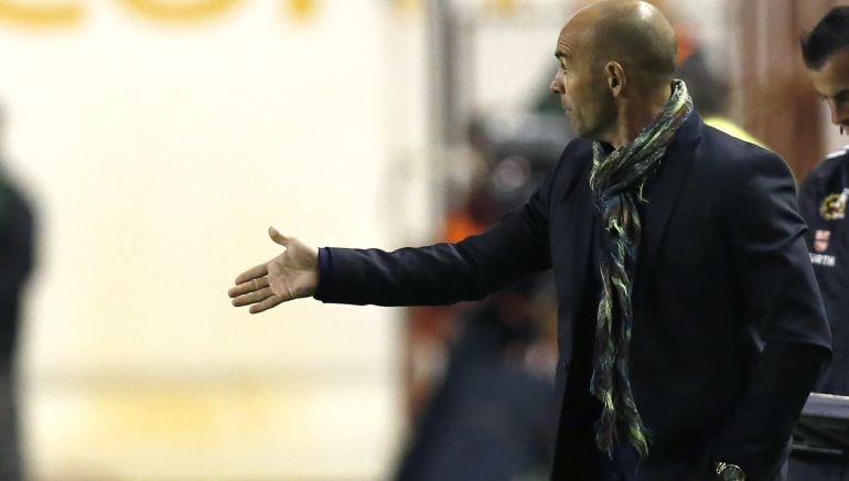 Jémez, durante un partido en Vallecas