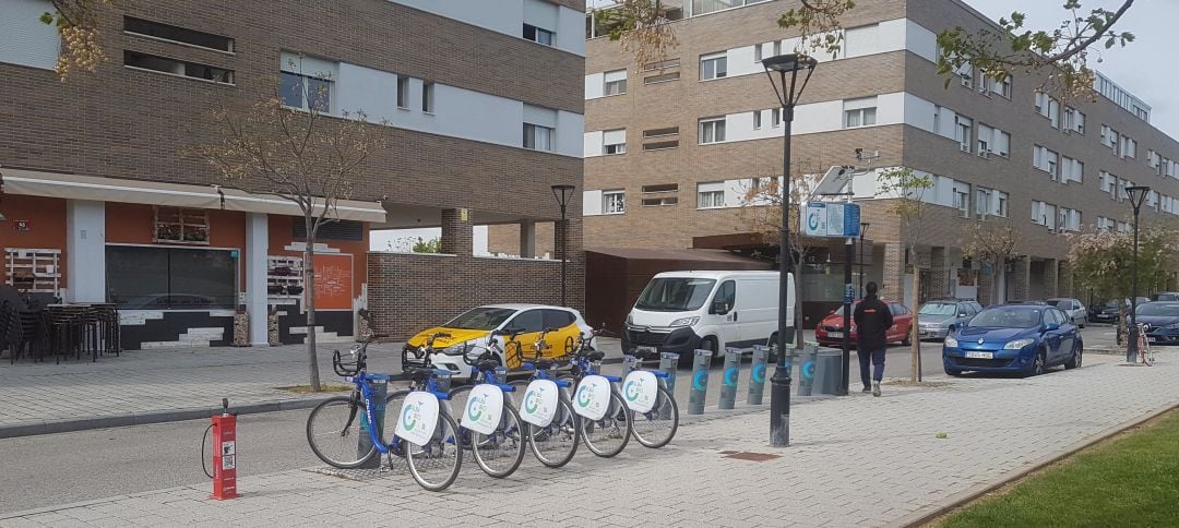 Una de las estaciones, en el barrio de Medicina, con menos bicis de lo habitual
