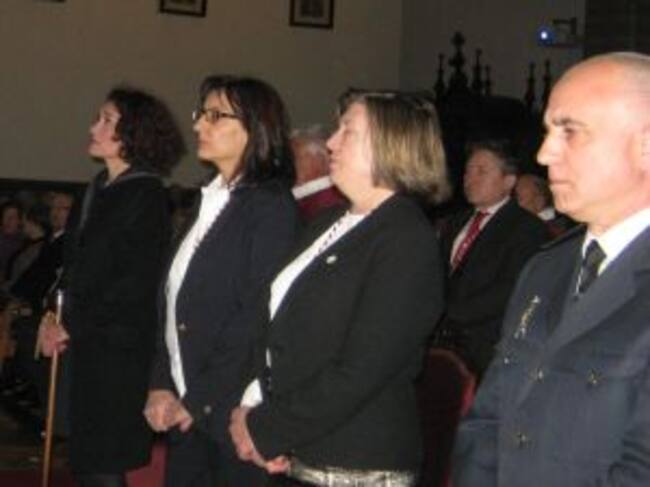 La alcaldesa, concejalas y el Mayor