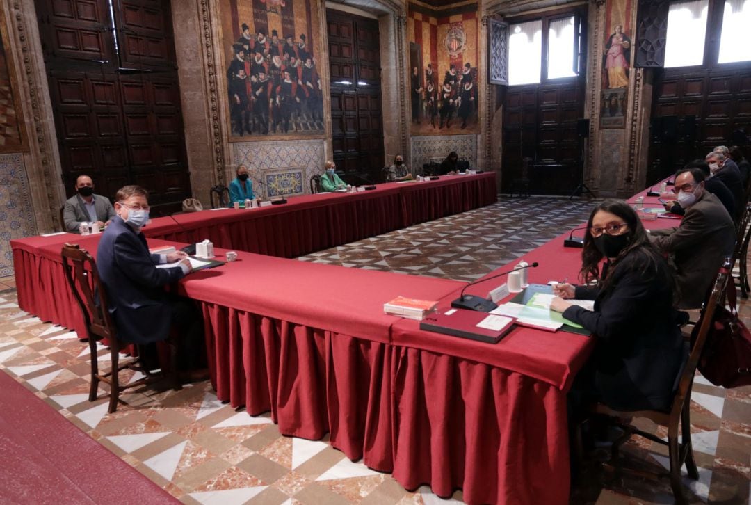 Reunión del Pleno del Consell donde se han decidido las Distinciones de la Generalitat