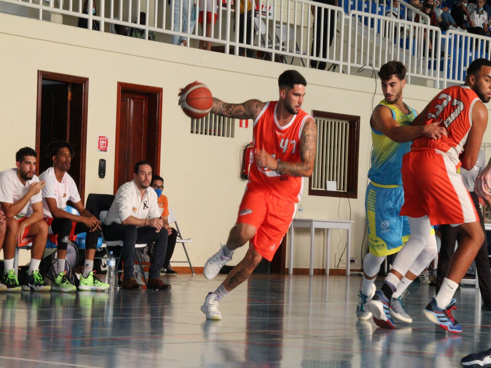 Uno de los partidos del conjunto naranja en Arrecife.