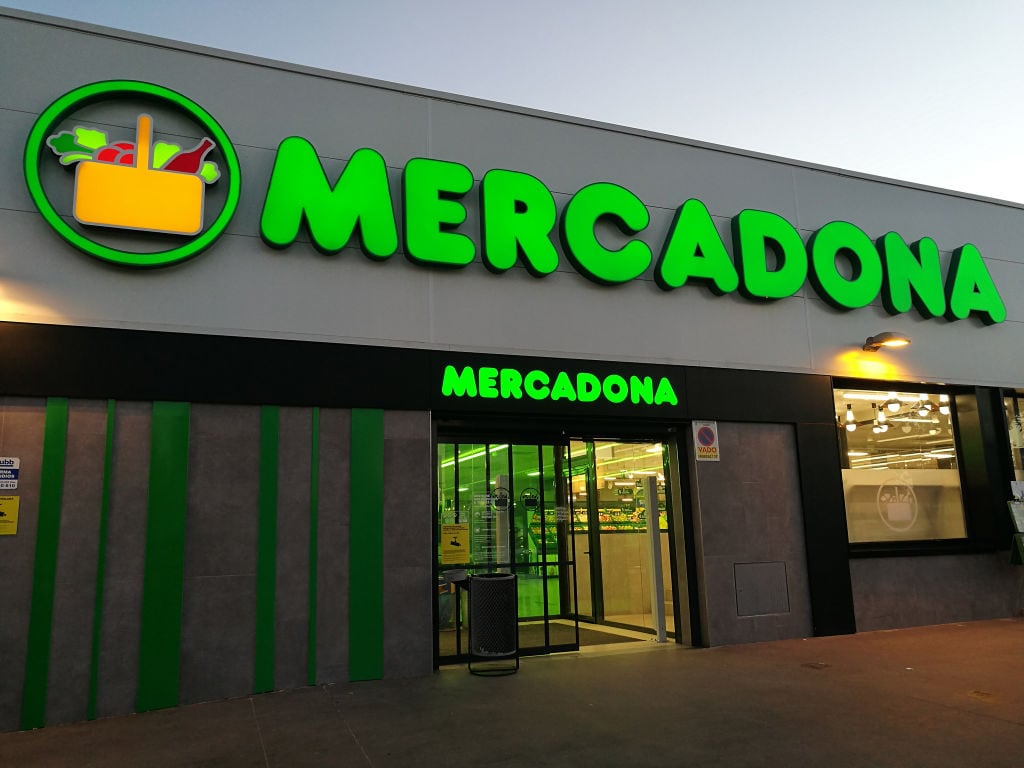 Entrada de un supermercado Mercadona.