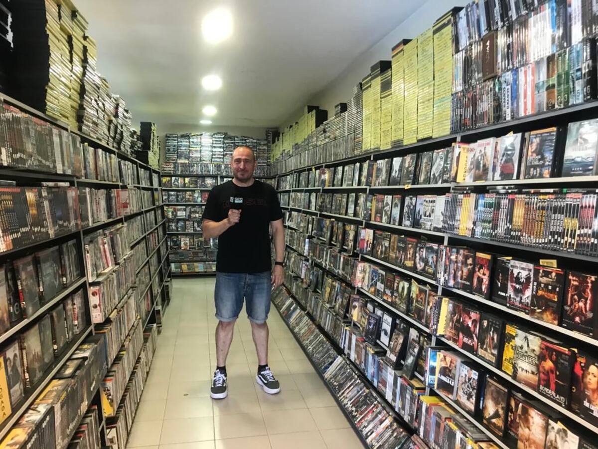Marc Palau, propietari del videoclub l'Escala