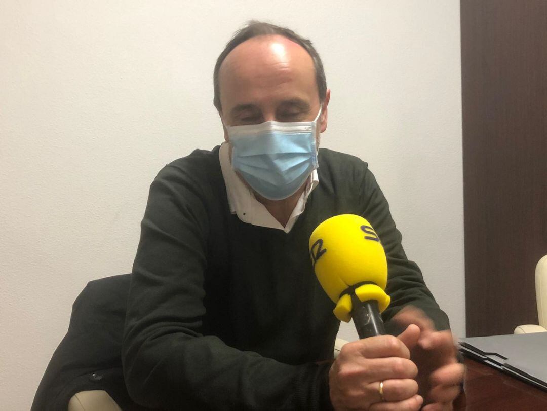 El constructor Jose Benito López en Radio Ourense