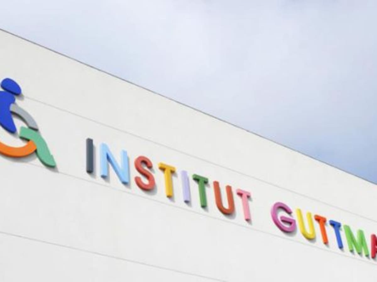 Celebrem els 50 anys de l'Institut Guttmann amb una treballadora i ex-pacient