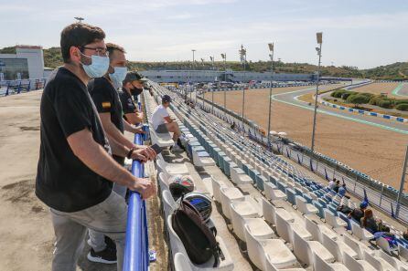 Aficionados en el Circuito de Jerez