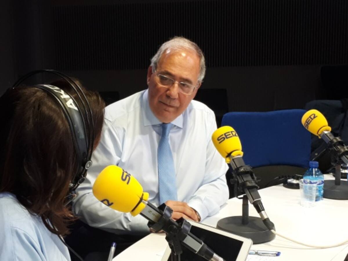 Roberto Fernández: "El sistema universitario debe ser uno para toda España"