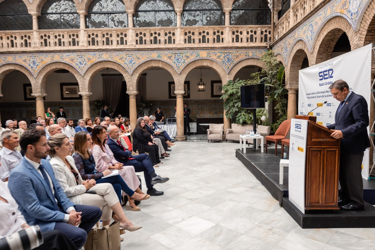 El ministro de Agricultura, Luis Planas, clausura en Córdoba el Encuentro SER sobre la Estrategia Nacional de Alimentación