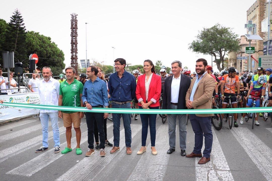 Marín destaca el &quot;binomio turismo y deporte&quot; de Desafío Doñana en Sanlúcar para atraer visitantes