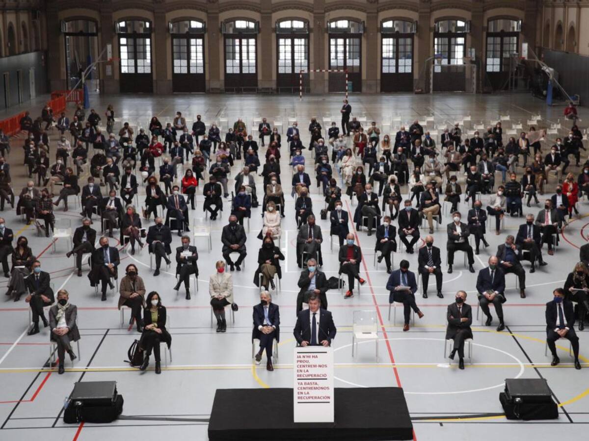 Los empresarios catalanes exhiben unidad contra los disturbios y piden abrir una nueva etapa política