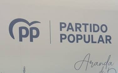 Logo del Partido Popular en su sede de Aranda