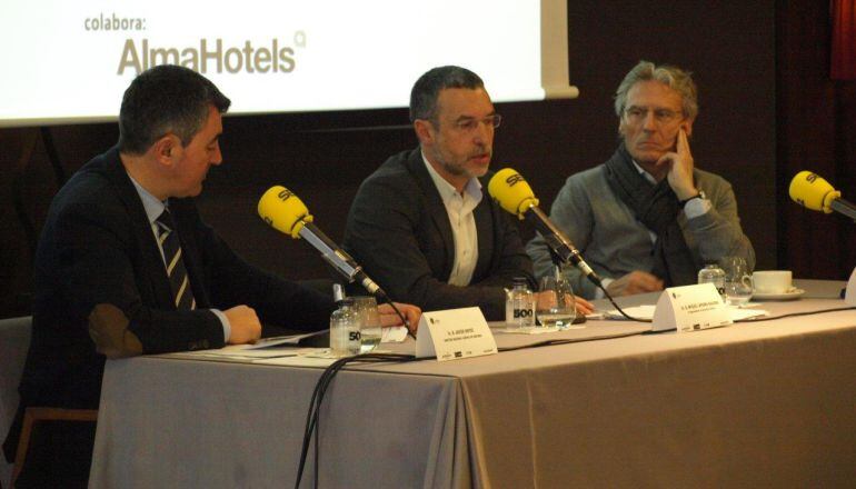 Miguel Laparra  no está de acuerdo con las políticas europeas sobre refugiados