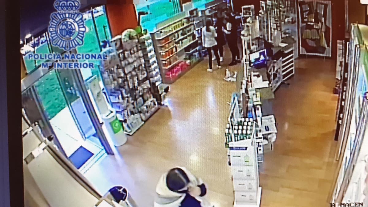 Desmantelado un grupo de mujeres que robaba en farmacias y estancos de varias localidades de España como Santander