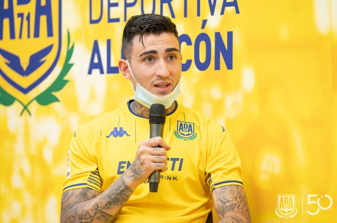 Raúl Asencio, delantero del Alcorcón.