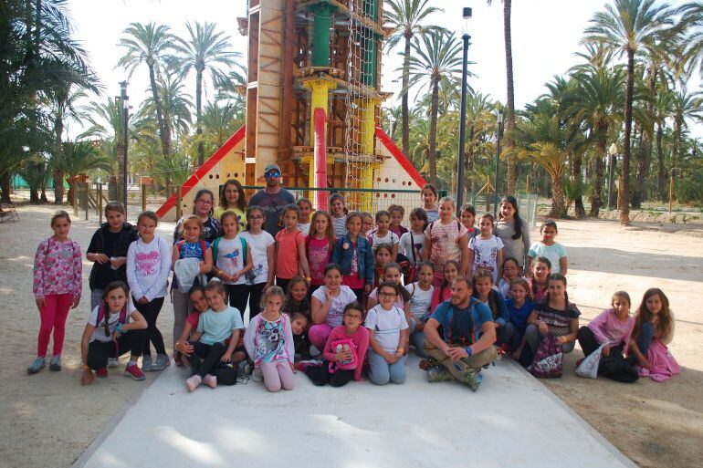 Las Reinas y Damas de las comisiones de la Gestora