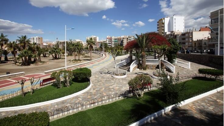 Mari Carmen Moreno, alcaldesa de Águilas. Playas cerradas.