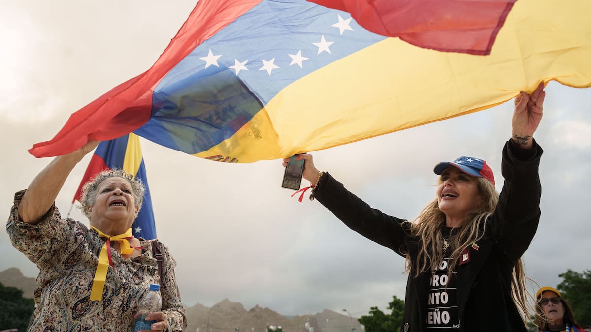 Canarias, "prudente" tras la caída de Maduro: "Queremos garantizar las ayudas básicas a los canarios en Venezuela"