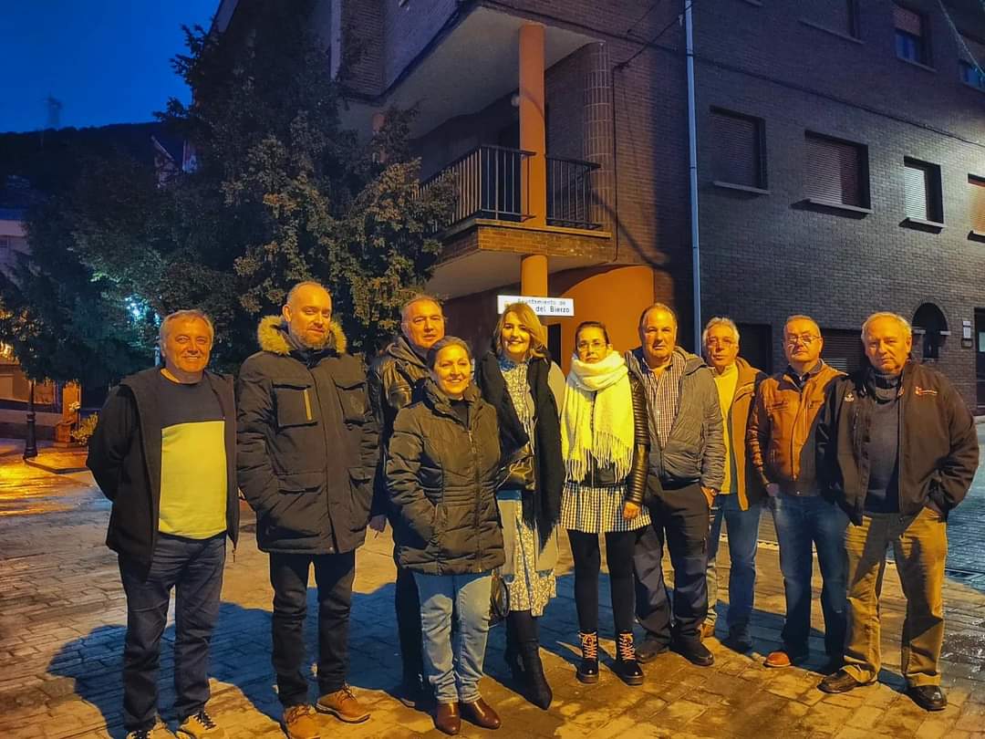 Miembros de la agrupación del PSOE en Torre del Bierzo