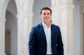 La UCO analizará los móviles de seis nuevos empresarios investigados en el caso mascarillas de Almería.