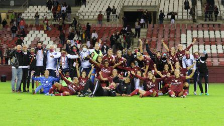 El EDF Logroño celebrando el pase a la final de la Copa de la Reina.