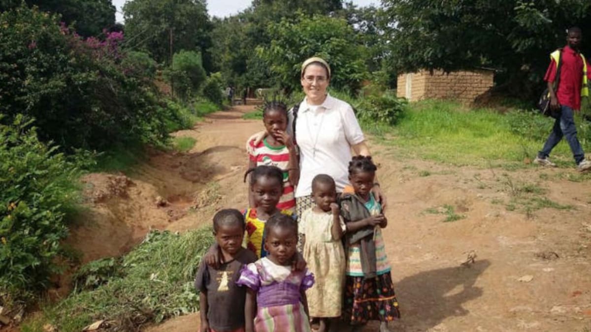 Misioneras y coronavirus en Camerún, Bolivia y Perú