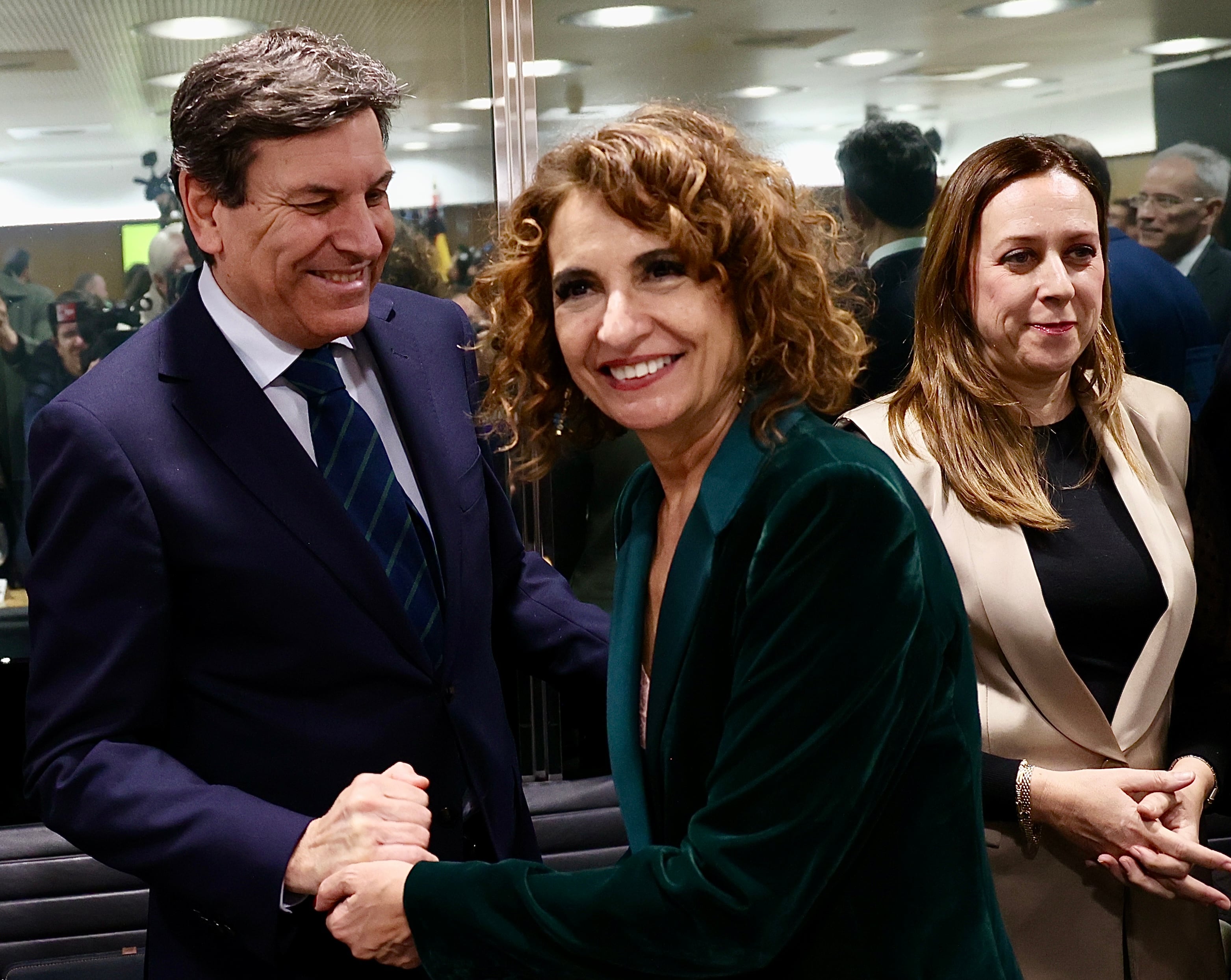 La vicepresidenta primera del Gobierno y ministra de Hacienda, María Jesús Montero, preside el Consejo de Política Fiscal y Financiera, al que asiste el consejero de Economía y Hacienda y portavoz, Carlos Fernández Carriedo