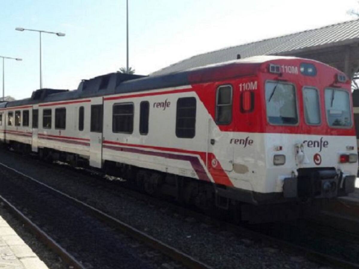 Sigue suspendido el tráfico ferroviario entre Murcia-Albacete, Murcia-Cartagena y Murcia-Alicante