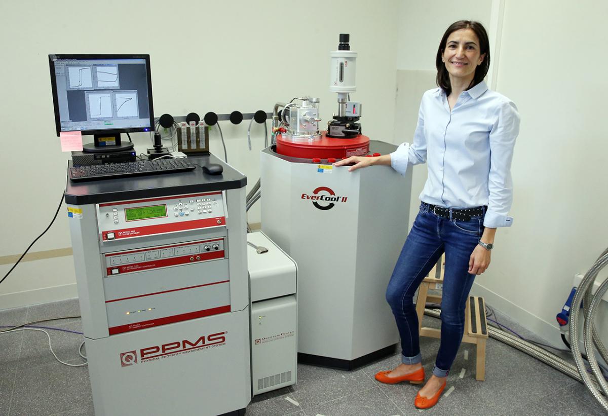 Verónica Salgueiriño recibirá el premio por su labor investigadora y para democratizar la ciencia.