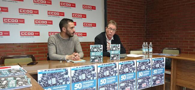 Raúl Cordero y Jaime Cedrún en la sede la Unión Comarcal Sur de CCOO