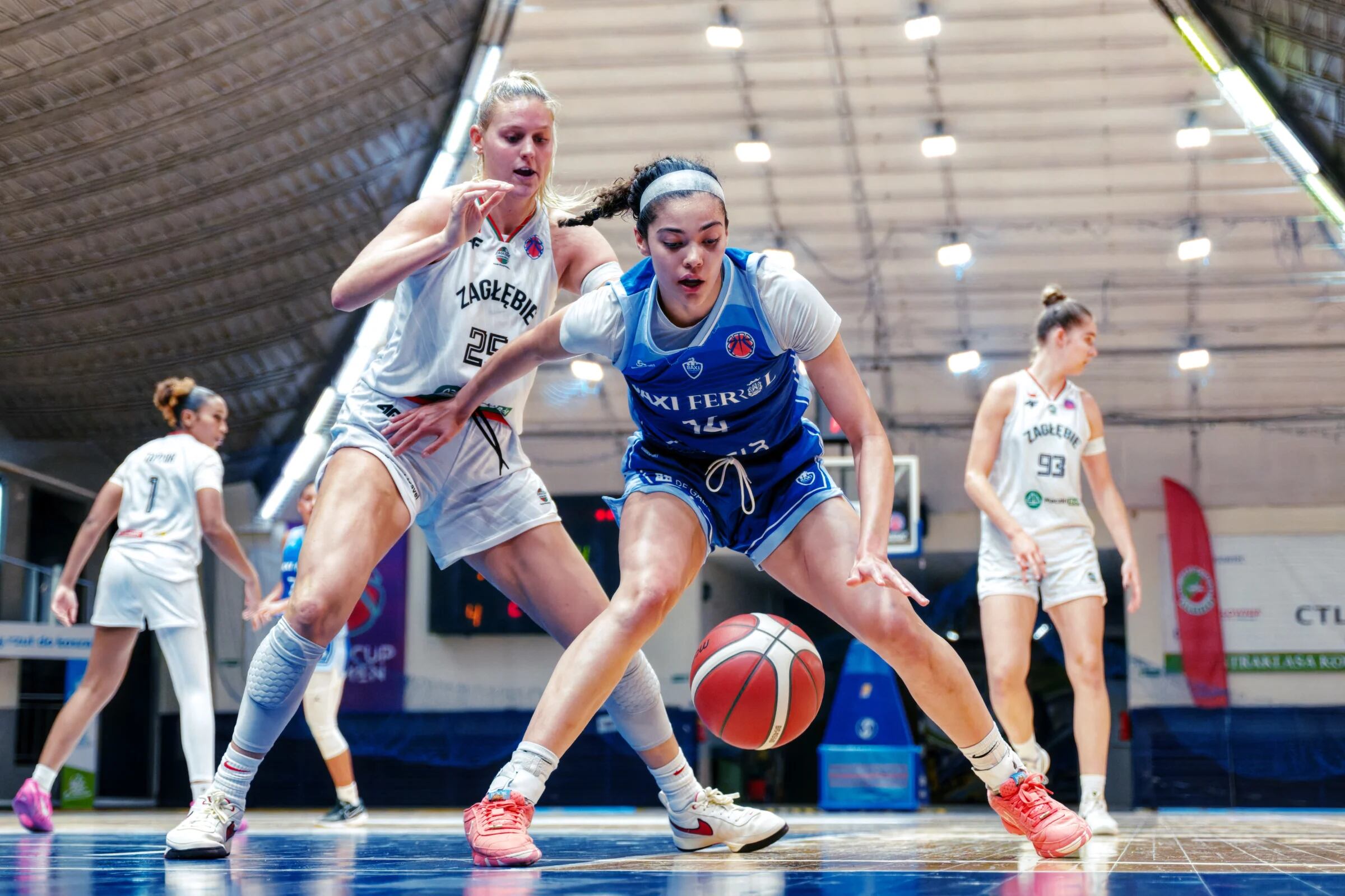 Dalayah Daniels, en una imagen del partido de este miércoles, en el que fue la máxima anotadora del Baxi (foto: FIBA)