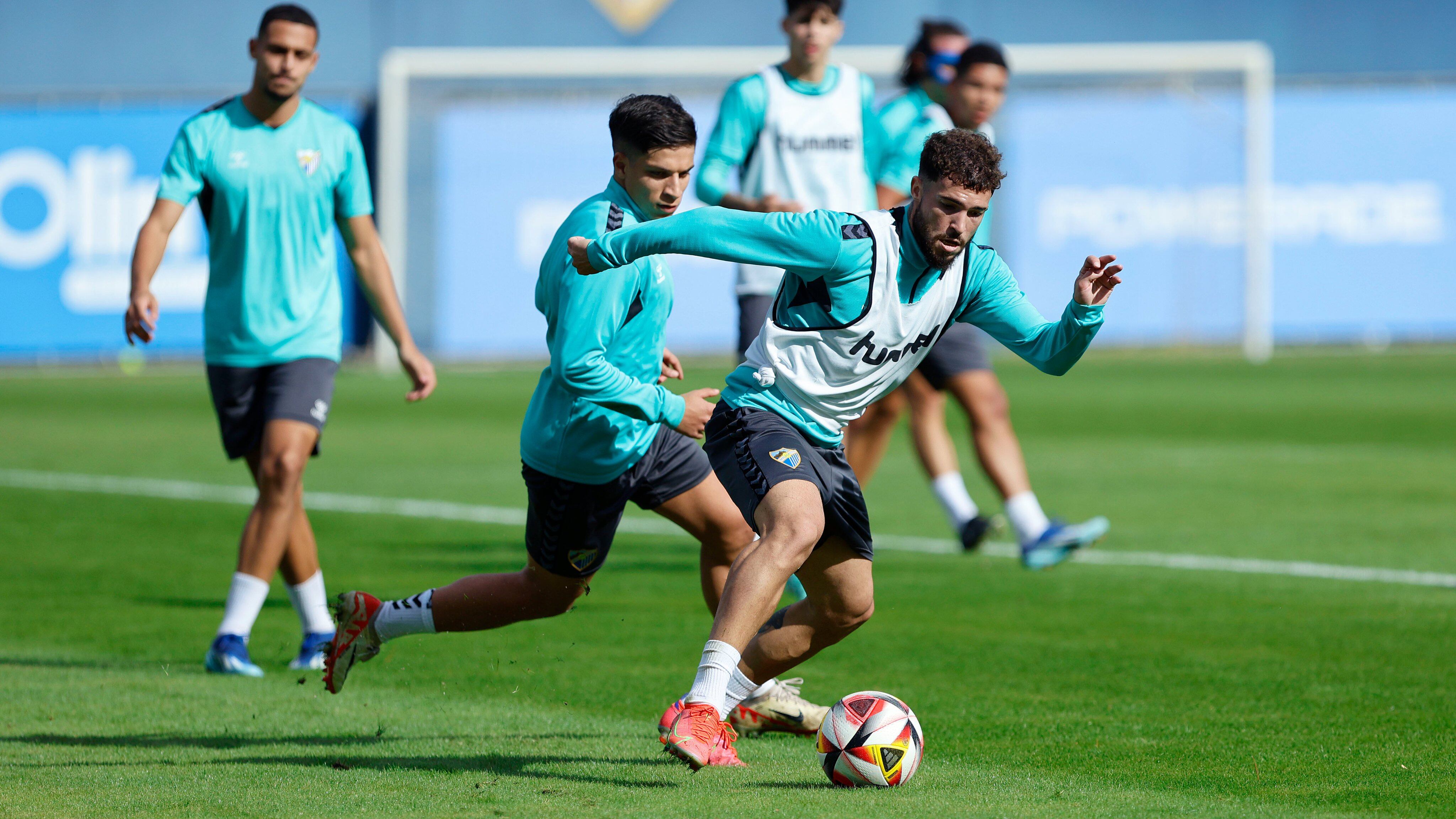 El Málaga comenzó a preparar el partido del sábado contra el Alcoyano en La Rosaleda