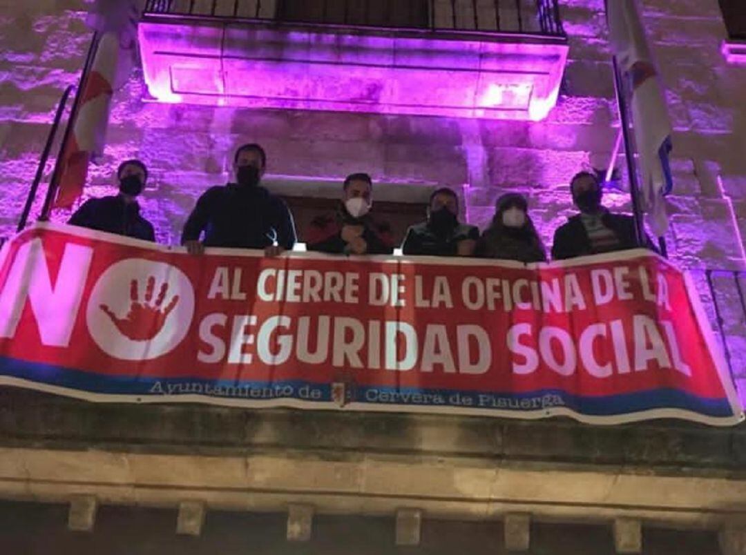 Cervera de Pisuerga (Palencia) lucha contra el cierre de su oficina de la Seguridad Social