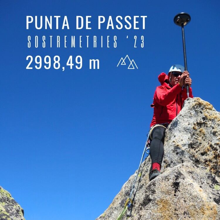 L'Associació Sostremetries va comprovar el 2023 que Punta de Passet, al Pirineu lleidatà, no arriba als 3.000 per poc. Foto: web Sostremetries.