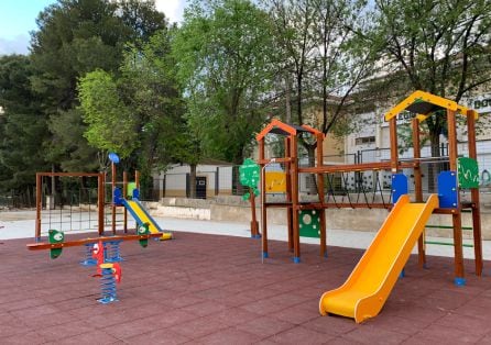 Parque Infantil habilitado junto al colegio Dr. Fleming