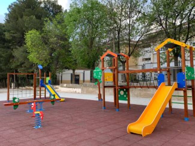 Parque Infantil habilitado junto al colegio Dr. Fleming