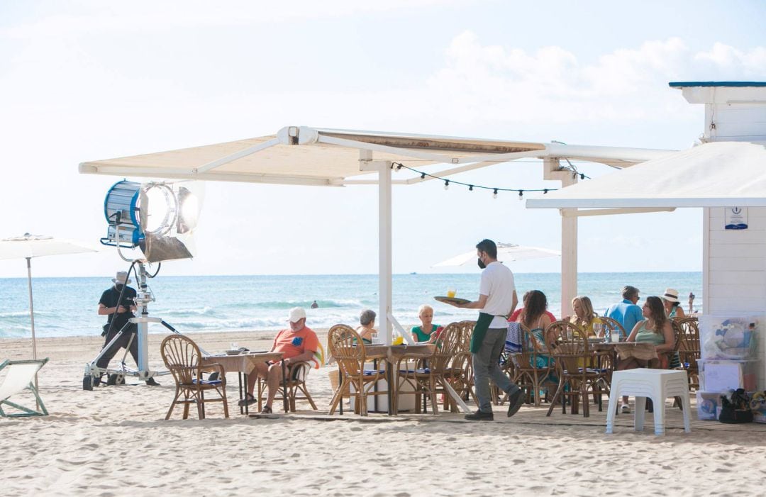 Rodaje del anuncio de la Lotería de Navidad en la playa de Gandia 