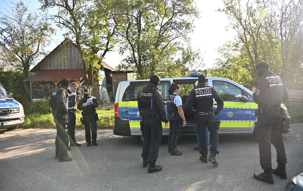 Operación policial en Alemania contra el grupo de extrema derecha Artgemeinschaft.