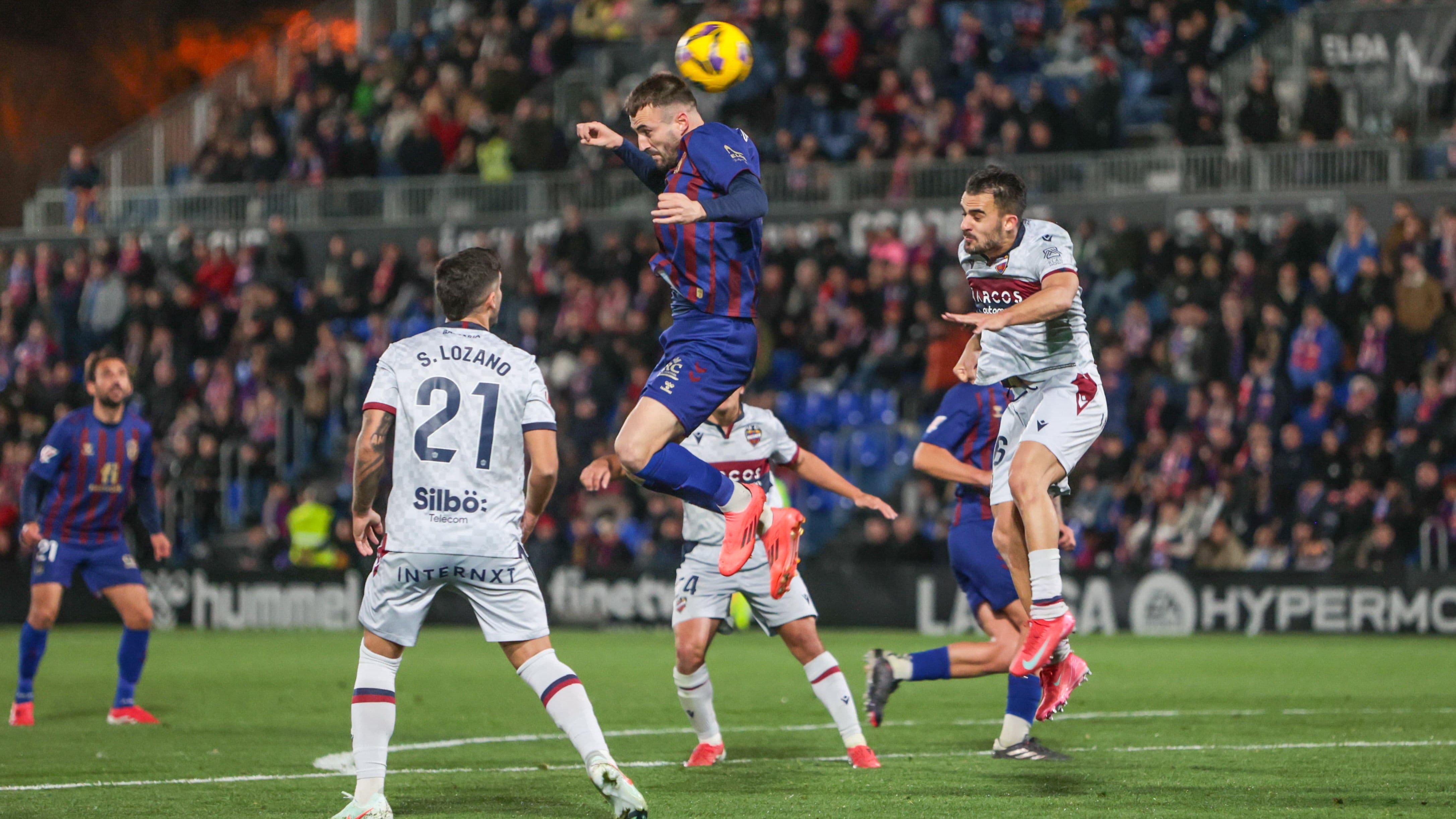 El Eldense sufre una derrota cruel ante el Levante