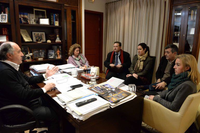 Reunión sobre la gestión del Agua en Ayuntamiento de Algeciras