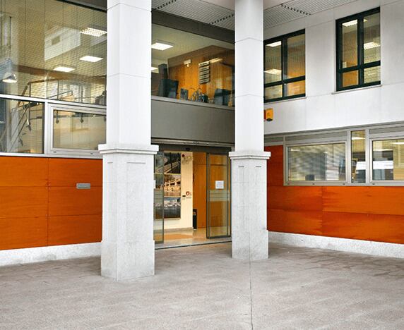 Sede de la Empresa Mixta de Augas de Ferrol en la plaza de la Ilustración (foto: Emafesa)