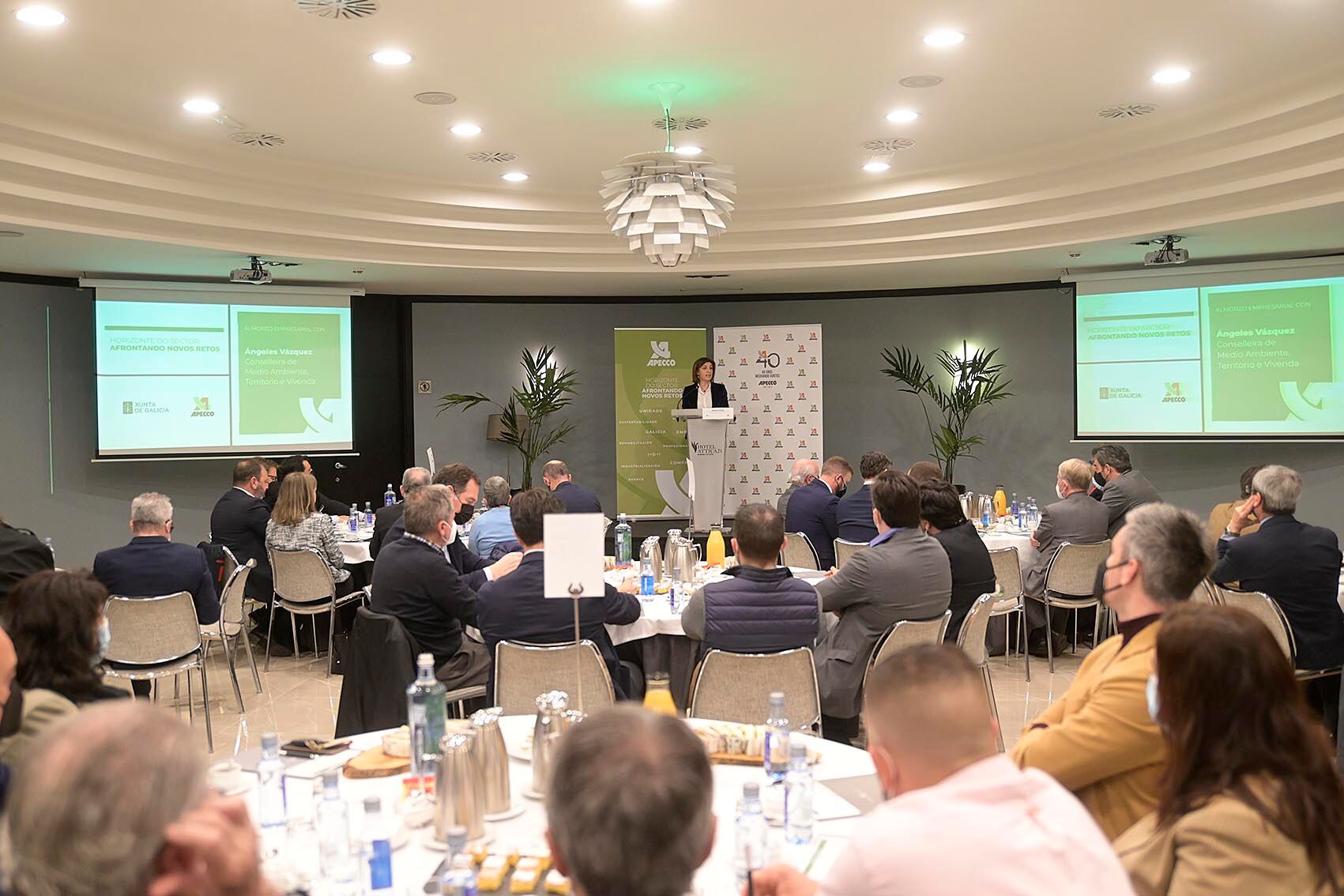 A Coruña
A conselleira de Medio Ambiente, Territorio e Vivenda, Ángeles Vázquez, acompañada do delegado territorial da Xunta, Gonzalo Trenor, intervén no foro organizado pola Asociación Provincial de Empresarios da Construción da Coruña baixo o título Horizonte do sector. Afrontando novos retos
18/03/2022
Foto: Moncho Fuentes / AGN A Coruña