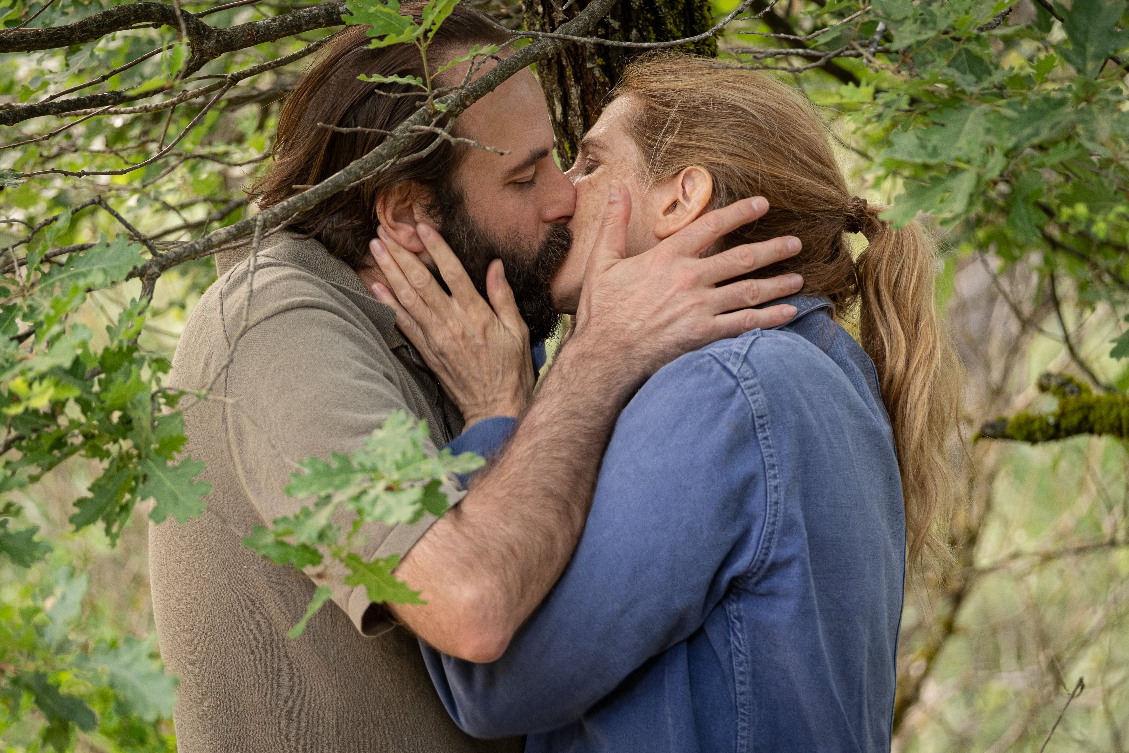 Fotograma de &#039;Crónica de un amor efímero&#039; con Sandrine Kiberlain y Vincent Macaigne / La Aventura