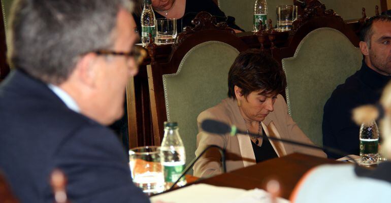 Un moment del ple extraordinari celebrat el passat 19 de març a l'Ajuntament de Lleida per donar coneixement a l'oposició de la documentació aportada a Antifrau i Anticorrupció després de les denúncies de Camps de presumptes irregularitats en la gestió de Ros