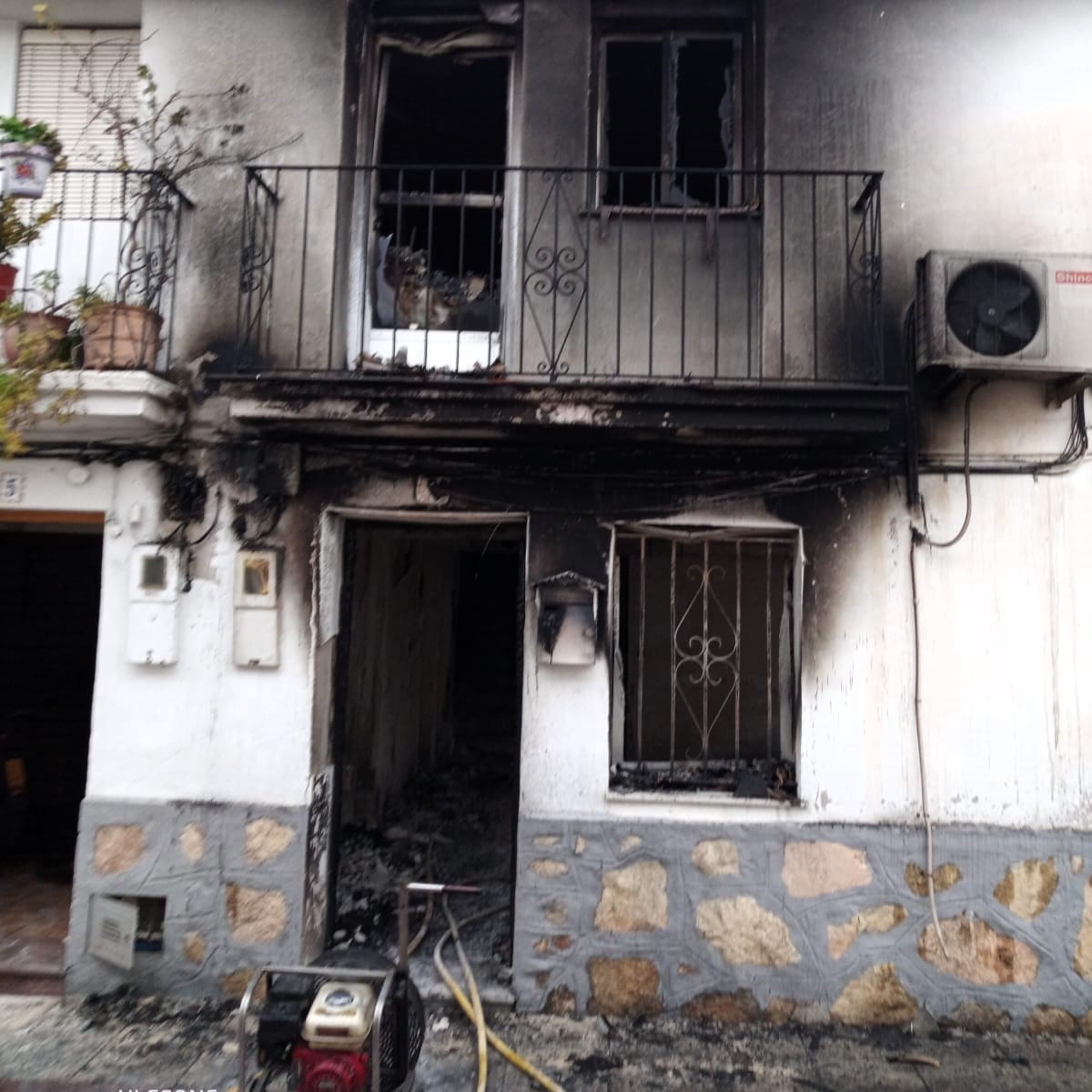 Fallece una mujer en el incendio de una vivienda en Mula