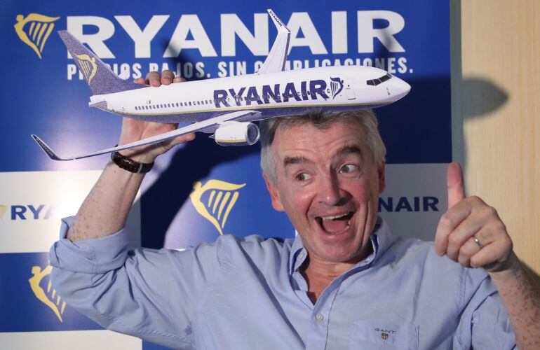 El consejero delegado de Ryanair, Michael O&#039;Leary, durante la rueda de prensa que ha ofrecido.