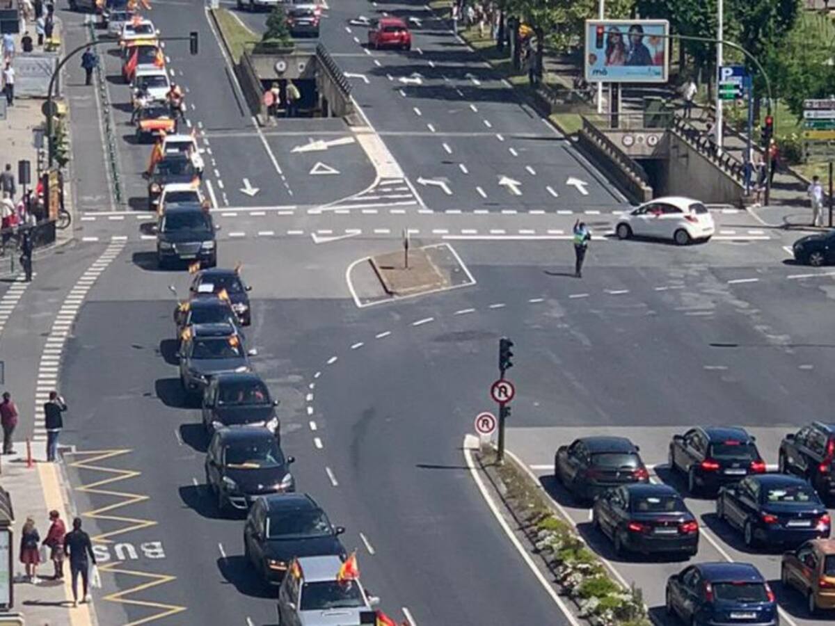 La manifestación de Vox contra el gobierno pasa por las calles de A Coruña