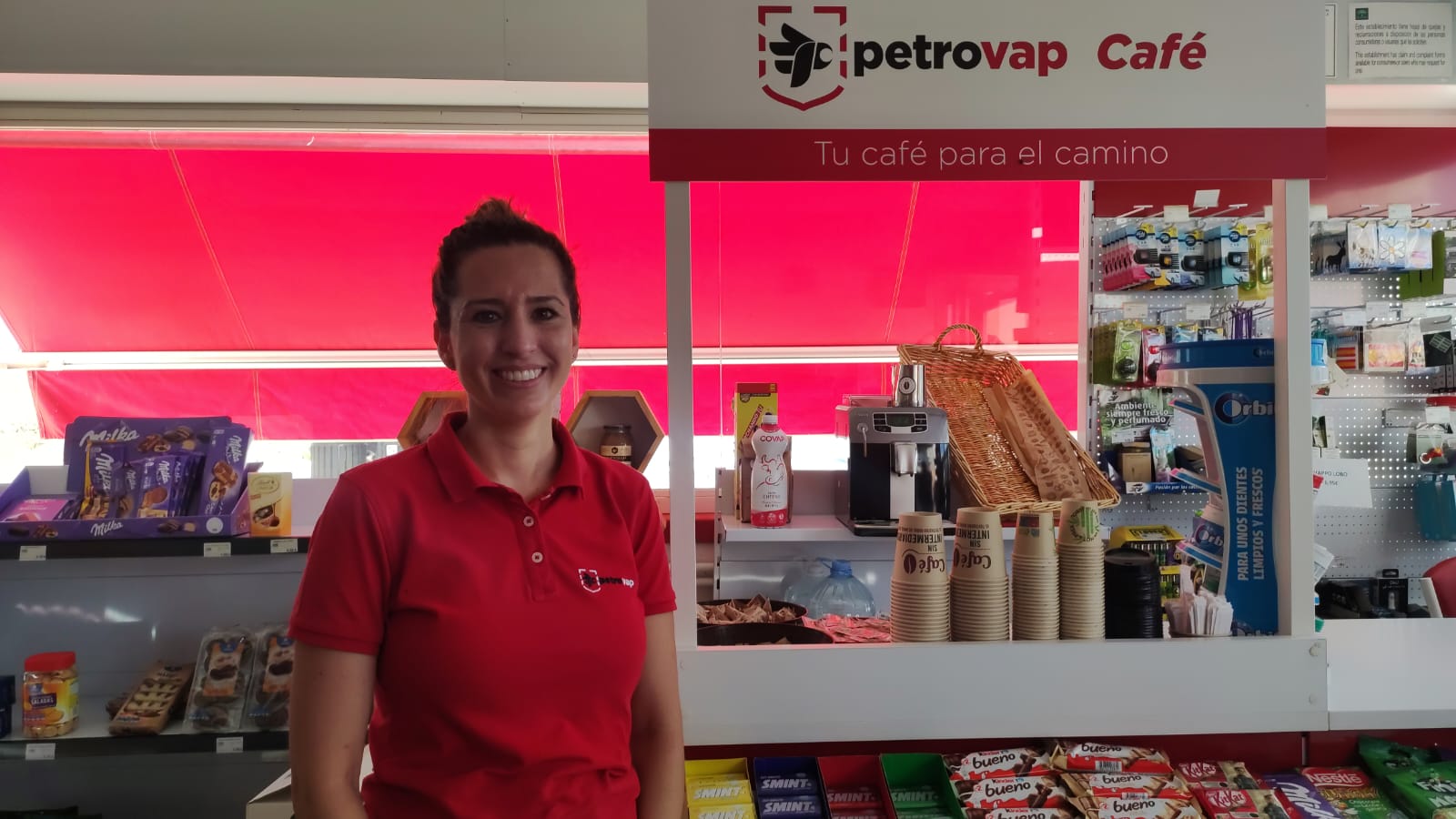 Ana, empleada de Petrovap, la estación de servicio del Polígono de la Dehesa Boyal en Pozoblanco