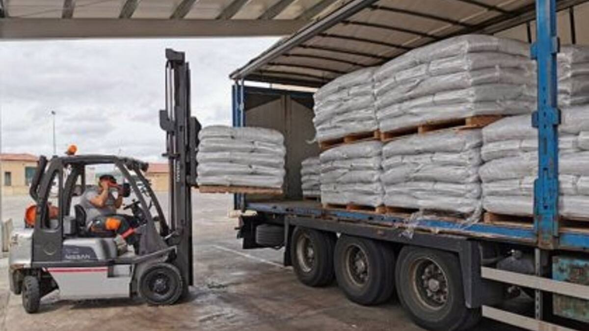 Natalia López (APICOSE): "El pienso está llegando a las granjas"