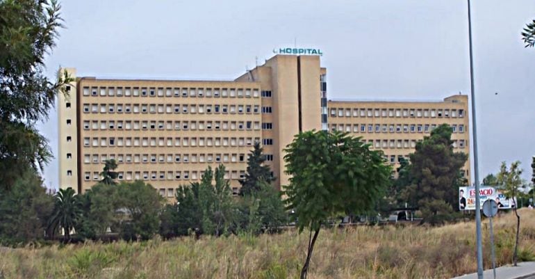 Hospital San Agustín de Linares, lugar donde siguió la reyerta entre los miembros del clan de &#039;Los Alicantinos&#039; de la Estación Linares-Baeza y los agentes de los cuerpos y fuerzas de seguridad del Estado.