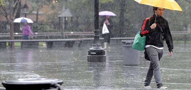 Doce provincias de Aragón, Cataluña, Navarra, Comunidad Valenciana, Baleares y La Rioja se encuentran en alerta por viento, lluvias o nieve, aunque sólo Menorca afronta una alerta naranja (riesgo importante) por vientos costeros, informó hoy la Agencia Estatal de Meteorología (Aemet)